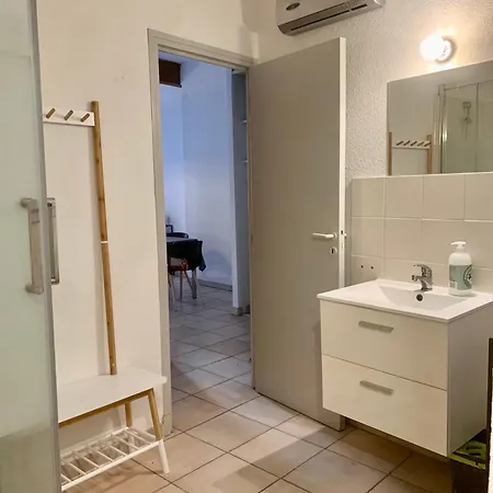 Cosy - Charme Au Centre - Wifi Apartment *